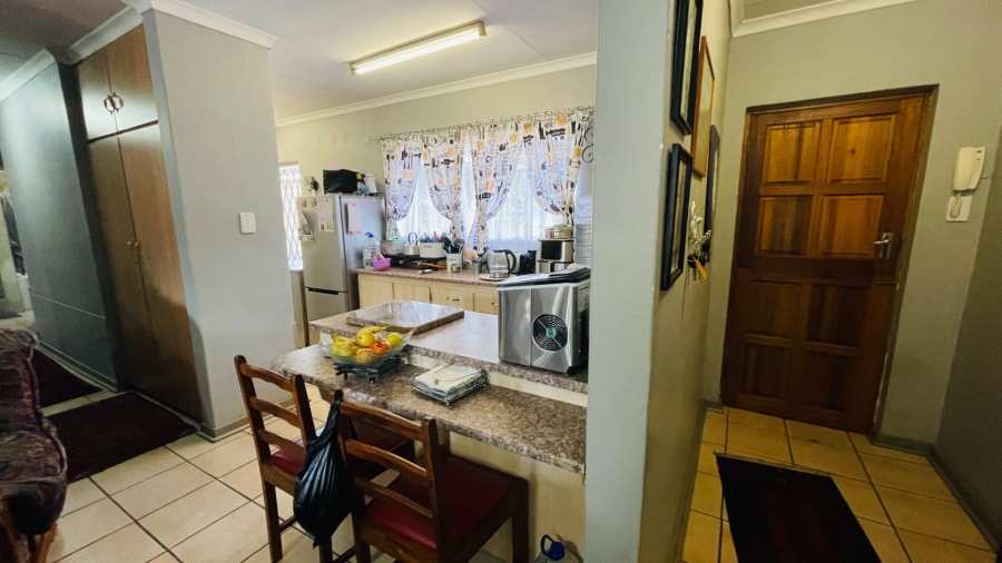 2 Bedroom Property for Sale in Potchefstroom South North West